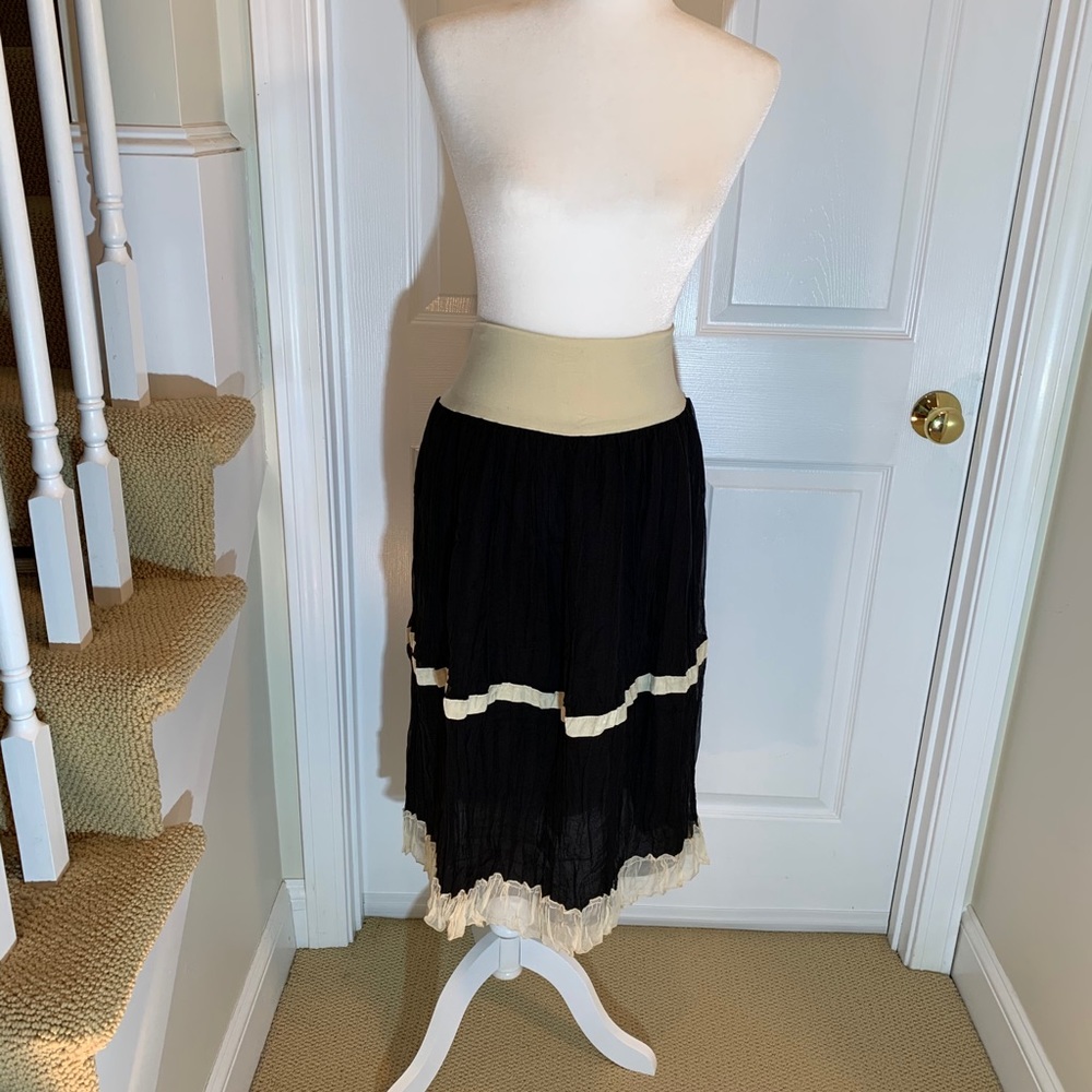 NWT, silk crinkle skirt with cotton stretch band.